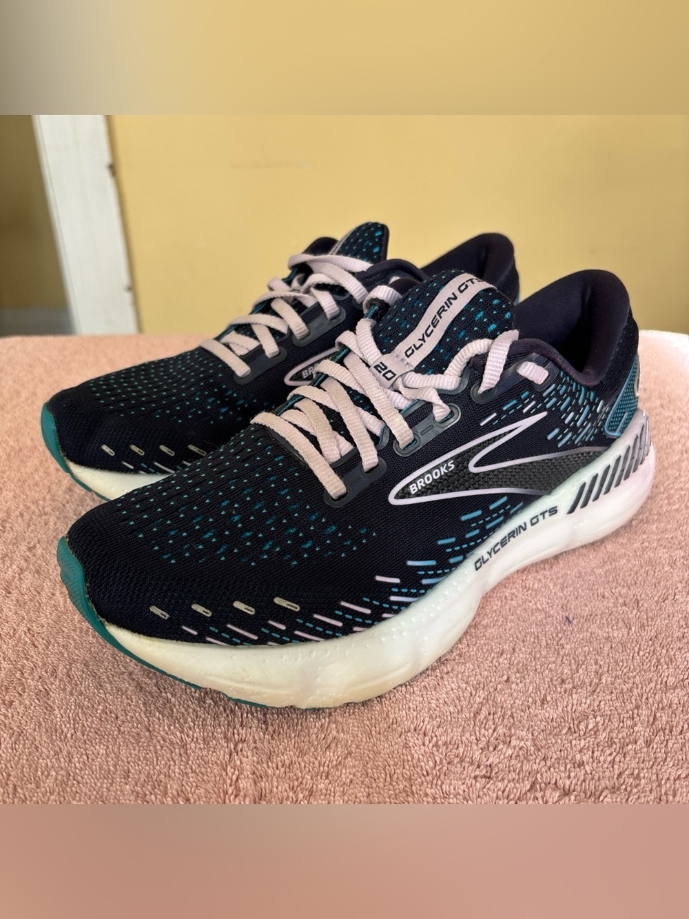 Brooks Glycerin 20 Women's Size 7.5B Running Shoes Sneakers Blue